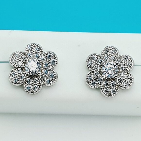 "925 Sterling Silver CZ Beautiful Earrings for Women, 1USPAR4245   eta - Picture 6 of 11